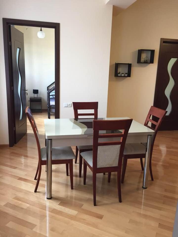 Asterias Apartment Tbiliszi Kültér fotó